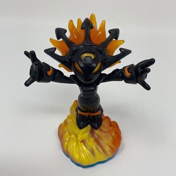Skylanders Swap Force Lightcore Smolderdash Figure - Picture 1 of 5